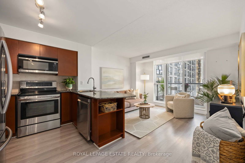 Preview image for 76 Shuter St #601, Toronto