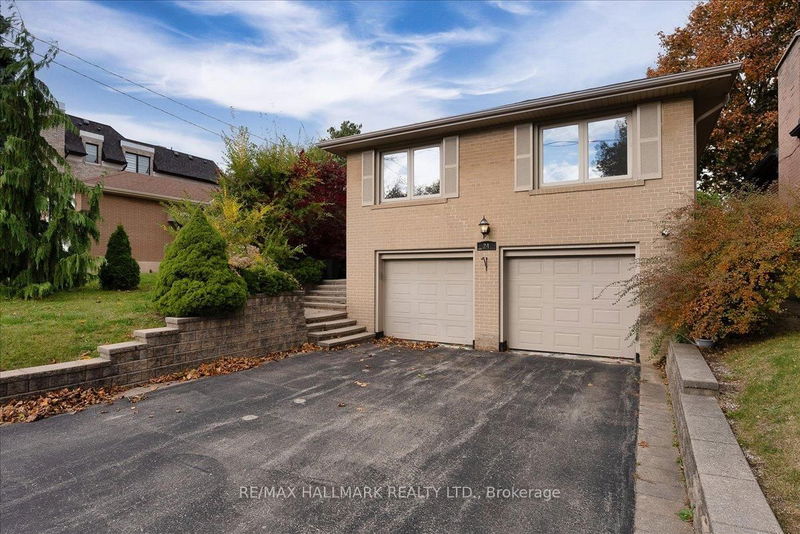 Preview image for 24 Burleigh Heights Dr, Toronto
