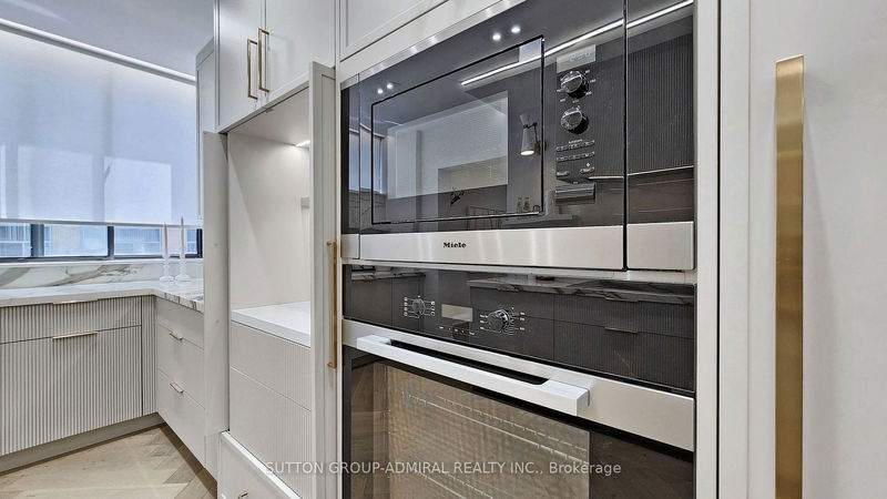 Preview image for 616 Avenue Rd #602, Toronto