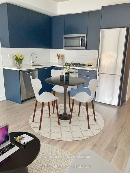 Preview image for 55 Ontario St #712, Toronto