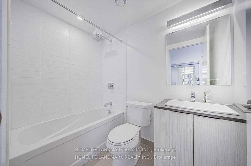 Preview image for 501 Yonge St #1805, Toronto