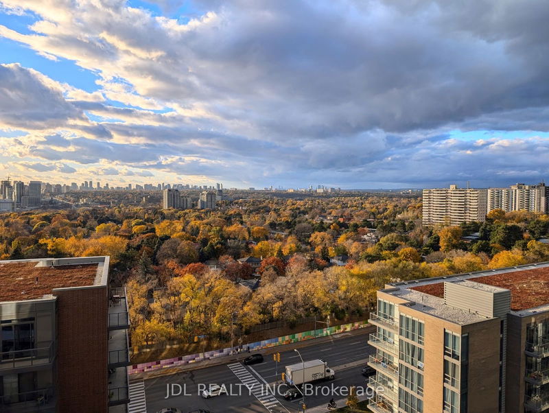 Preview image for 38 Forest Manor Rd #1001, Toronto