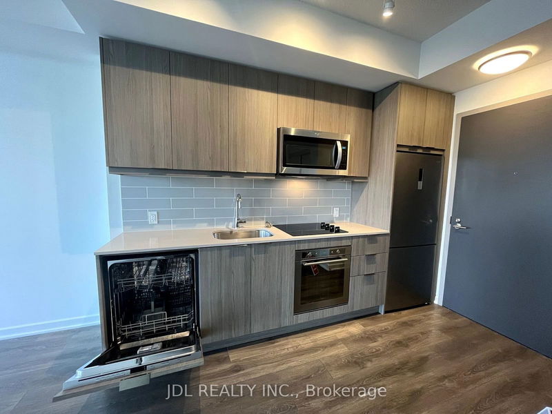 Preview image for 38 Forest Manor Rd #1001, Toronto