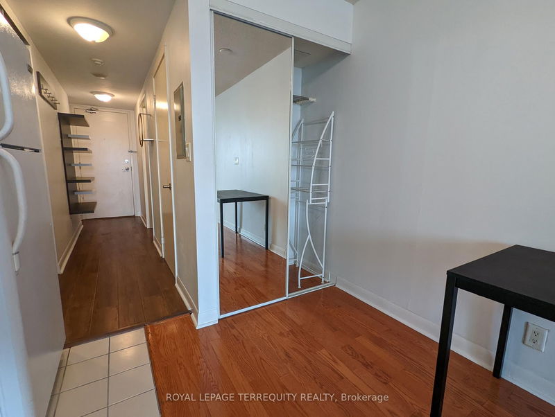 Preview image for 600 Fleet St #1007, Toronto