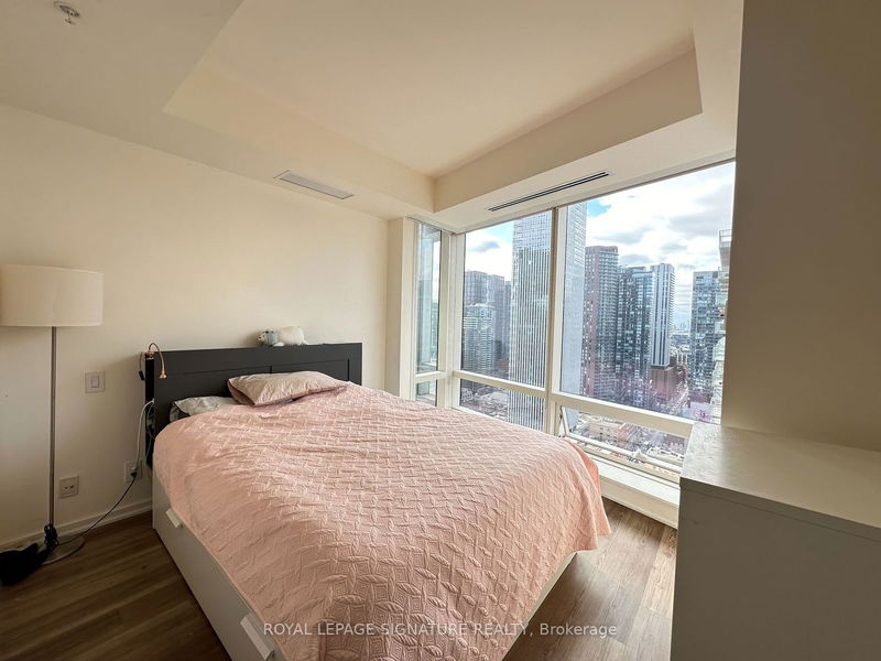 Preview image for 180 University Ave #3104, Toronto