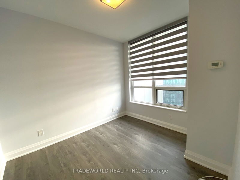 Preview image for 2 Anndale Dr #3202, Toronto