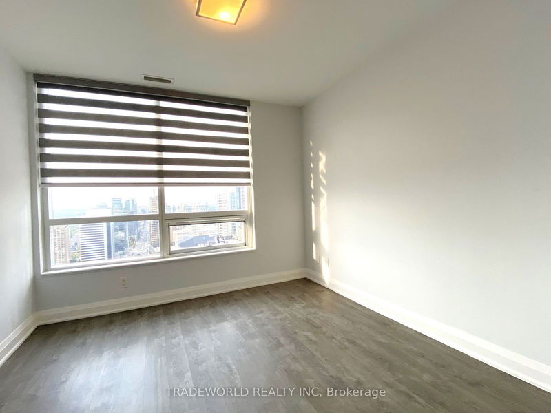 Preview image for 2 Anndale Dr #3202, Toronto