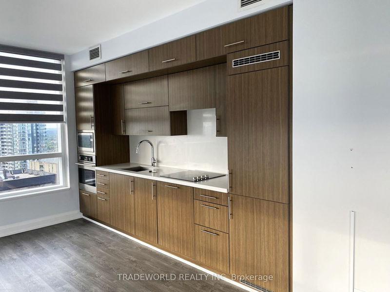 Preview image for 2 Anndale Dr #3202, Toronto