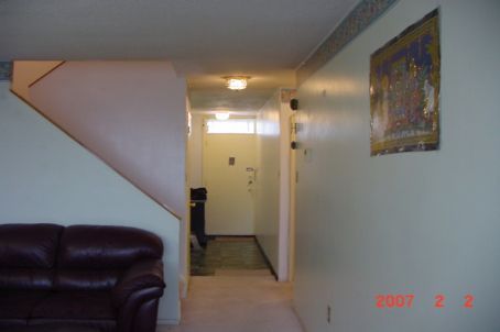 Preview image for 150 Leeward Glenway Glwy #204, Toronto
