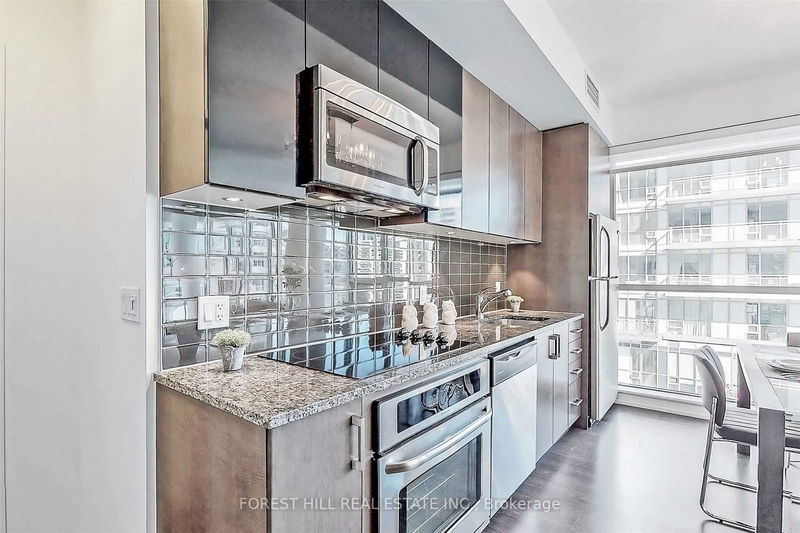 Preview image for 89 Dunfield Ave #907, Toronto