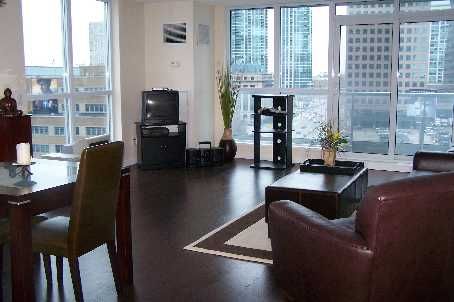 Preview image for 8 York St #701, Toronto