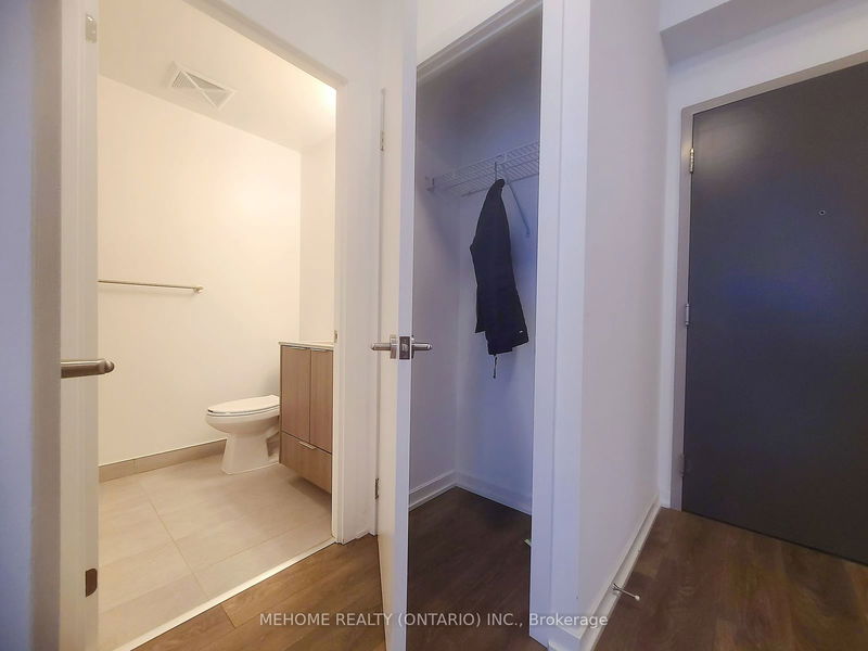 Preview image for 32 Forest Manor Rd #1204, Toronto