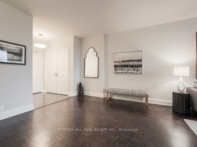 Preview image for 350 Lonsdale Rd #502, Toronto