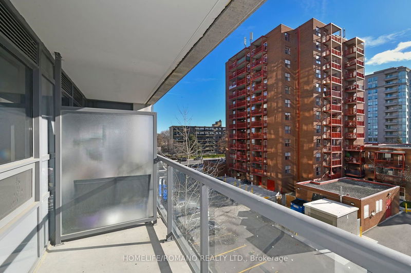 Preview image for 35 Saranac Blvd #427, Toronto