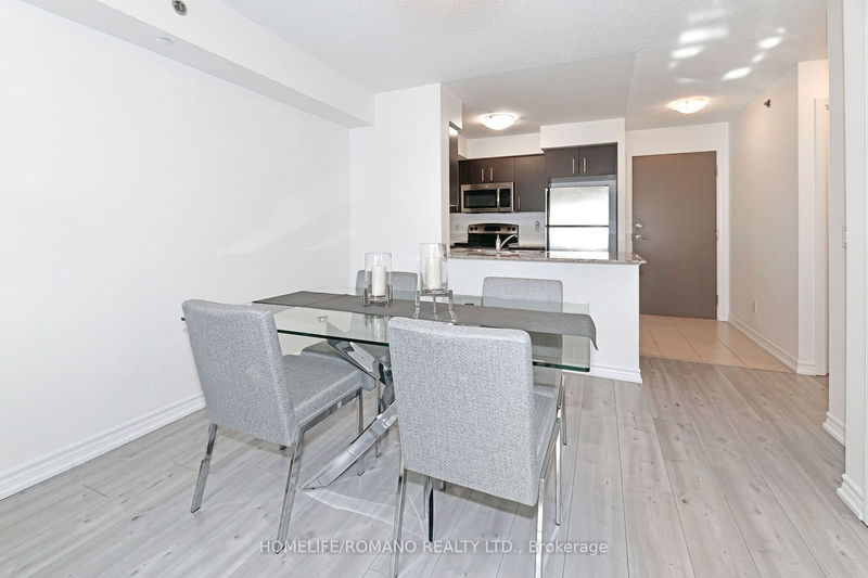 Preview image for 35 Saranac Blvd #427, Toronto