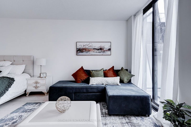 Preview image for 25 Richmond St E #402, Toronto