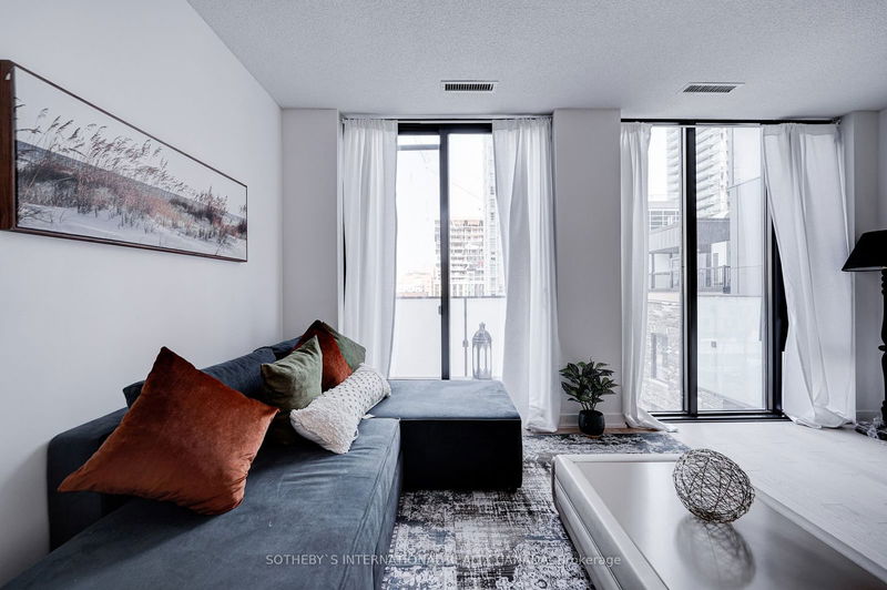 Preview image for 25 Richmond St E #402, Toronto