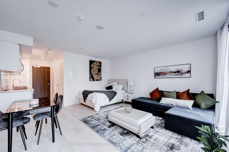 Preview image for 25 Richmond St E #402, Toronto