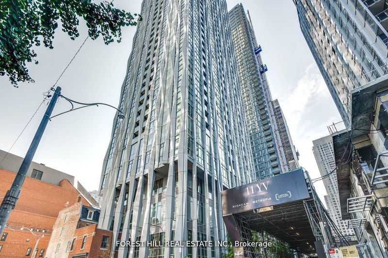 Preview image for 1 Yorkville Ave #802, Toronto