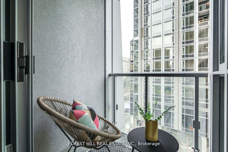 Preview image for 1 Yorkville Ave #802, Toronto