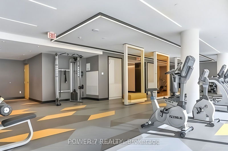 Preview image for 30 Roehampton Ave #1805, Toronto