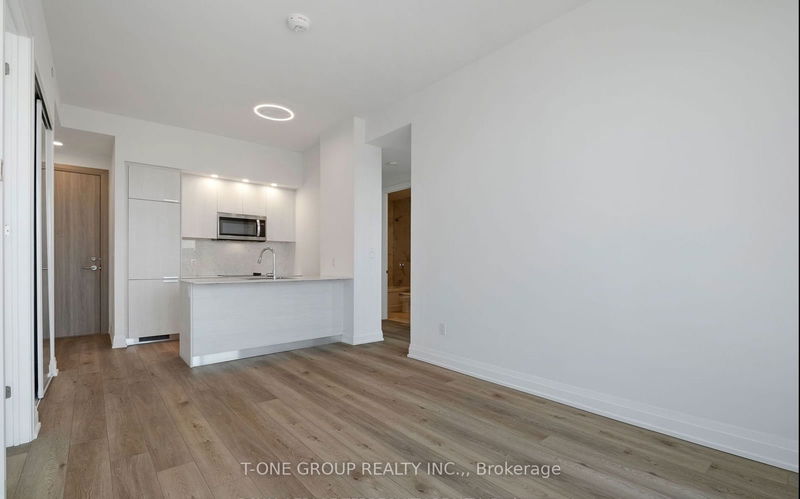 Preview image for 75 Canterbury Pl #Ph107, Toronto