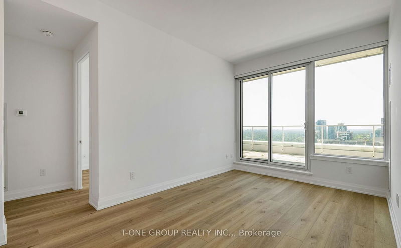 Preview image for 75 Canterbury Pl #Ph107, Toronto