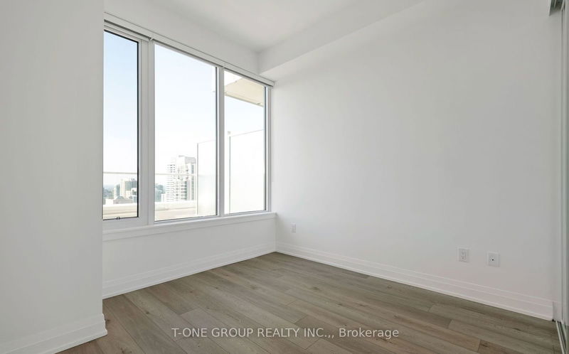 Preview image for 75 Canterbury Pl #Ph107, Toronto