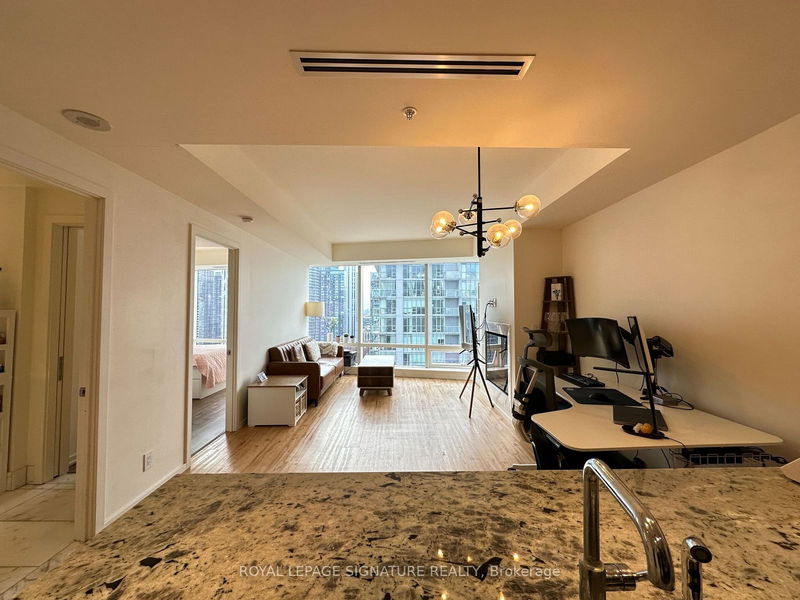 Preview image for 180 University Ave #3104, Toronto