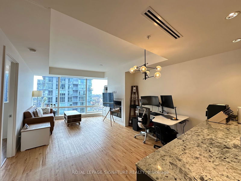 Preview image for 180 University Ave #3104, Toronto