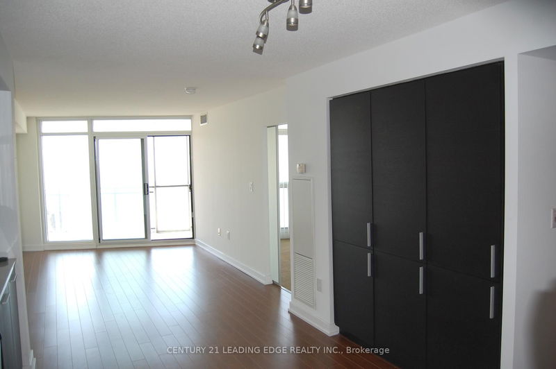 Preview image for 25 Capreol Crt #2211, Toronto