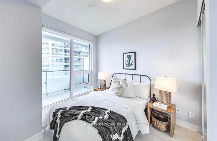 Preview image for 2221 Yonge St #2003, Toronto