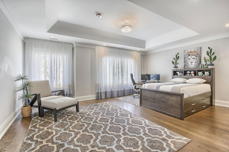 Preview image for 41 Transwell Ave, Toronto