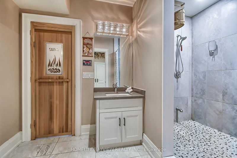 Preview image for 41 Transwell Ave, Toronto