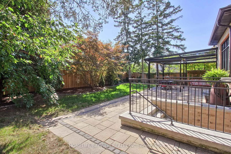 Preview image for 41 Transwell Ave, Toronto