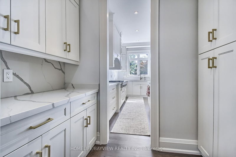 Preview image for 41 Transwell Ave, Toronto