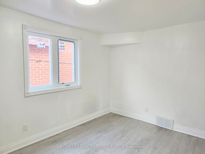 Preview image for 17A Blandford (Main) St, Toronto