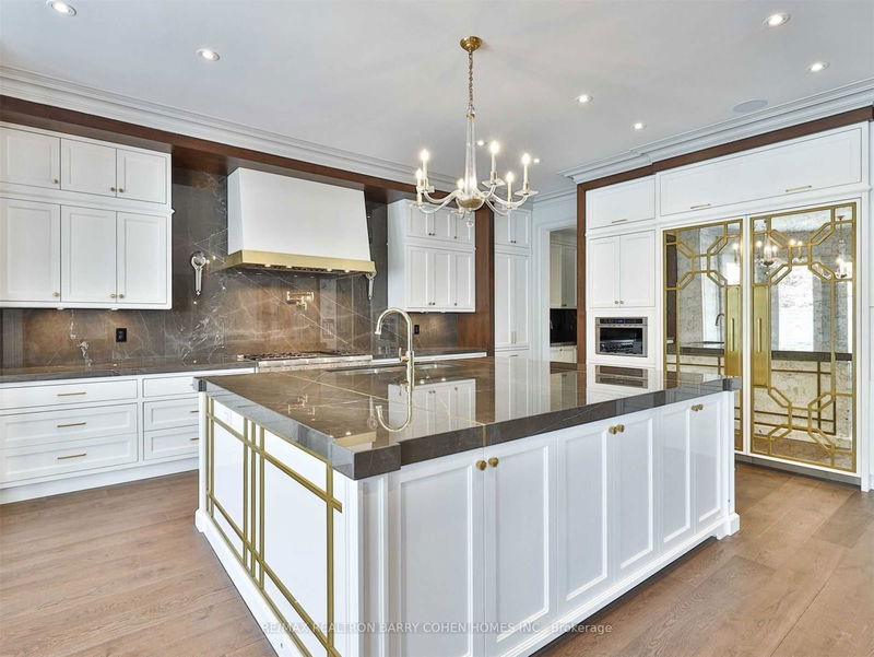 Preview image for 31 Russell Hill Rd, Toronto
