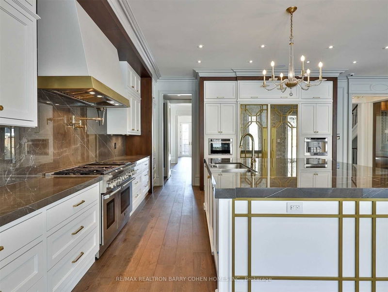 Preview image for 31 Russell Hill Rd, Toronto