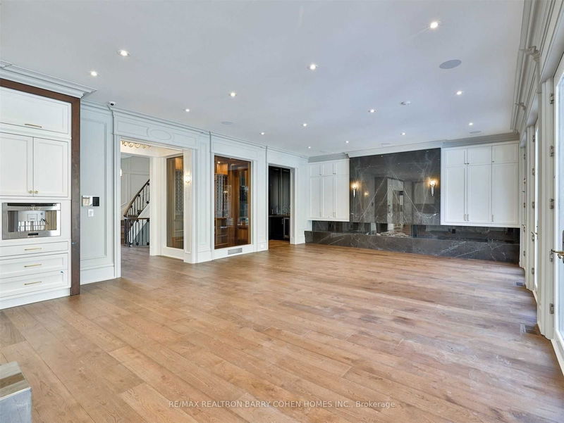 Preview image for 31 Russell Hill Rd, Toronto