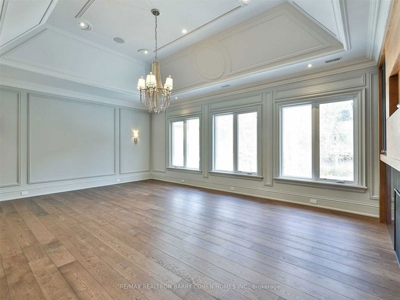 Preview image for 31 Russell Hill Rd, Toronto