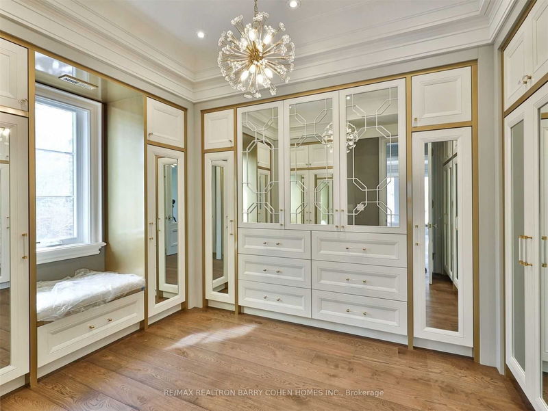 Preview image for 31 Russell Hill Rd, Toronto