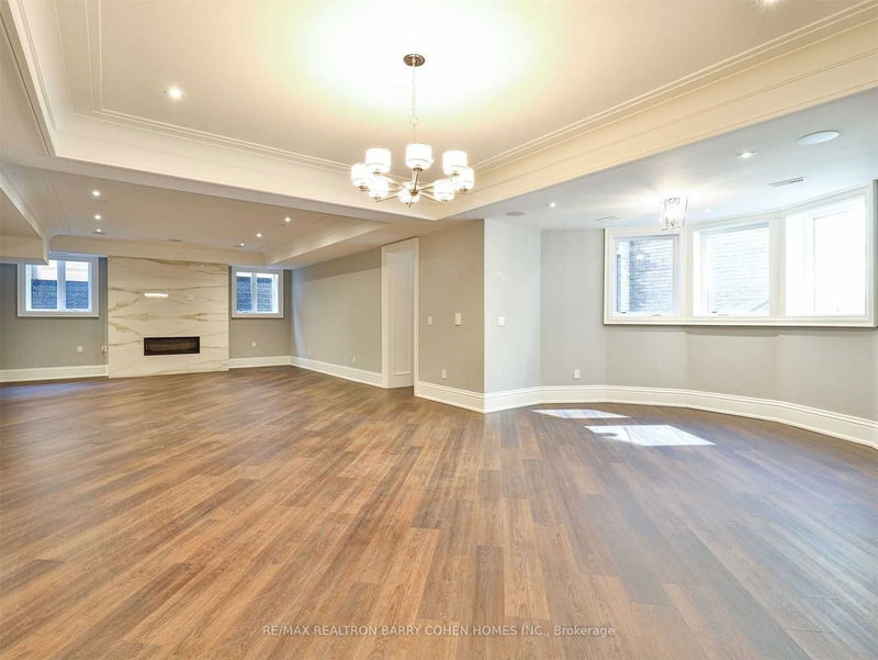 Preview image for 31 Russell Hill Rd, Toronto
