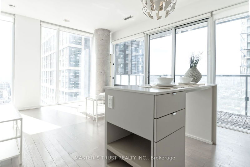 Preview image for 101 Peter St #2511, Toronto