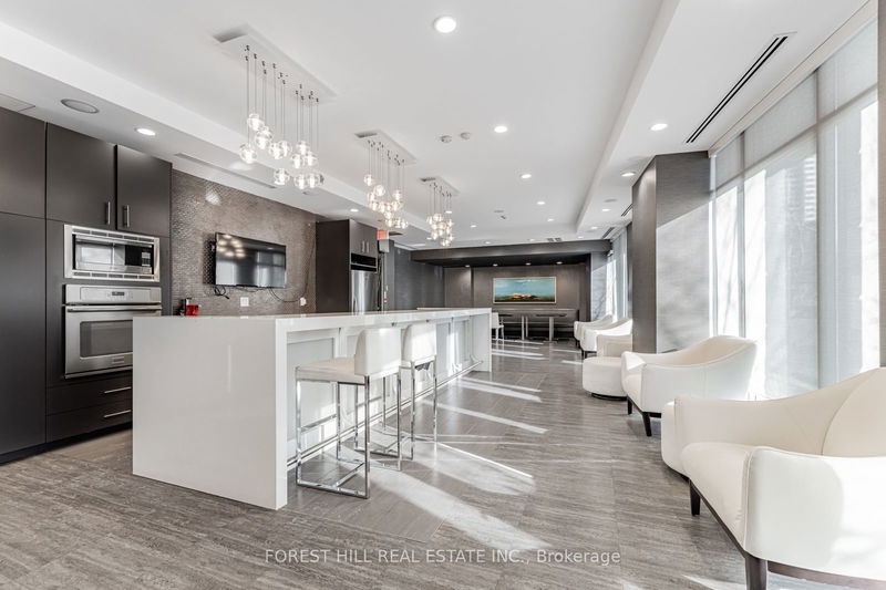 Preview image for 17 Kenaston Gdns #705, Toronto