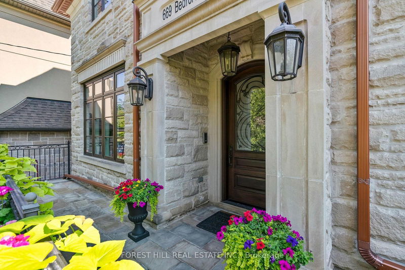 Preview image for 669 Bedford Park Ave, Toronto