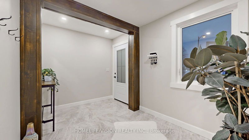 Preview image for 42 Muirhead Rd, Toronto