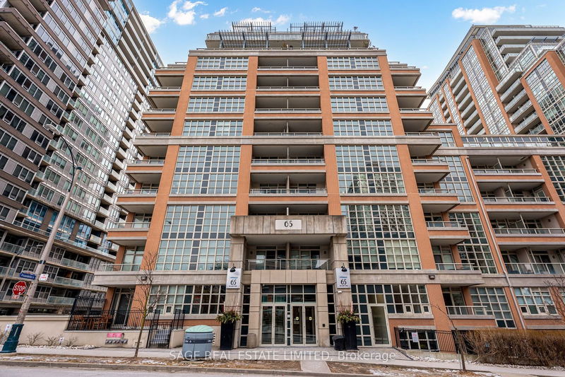 Preview image for 65 East Liberty St #1717, Toronto