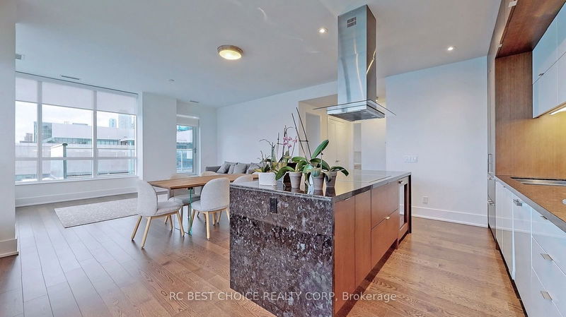 Preview image for 55 Merchants' Wharf St #723, Toronto