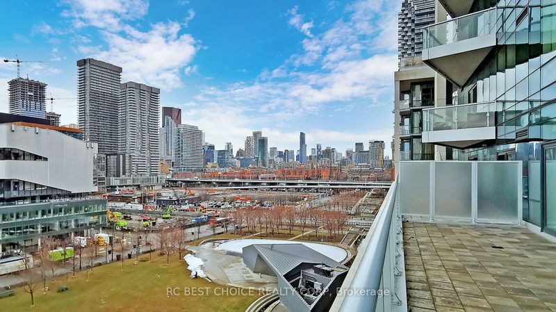 Preview image for 55 Merchants' Wharf St #723, Toronto